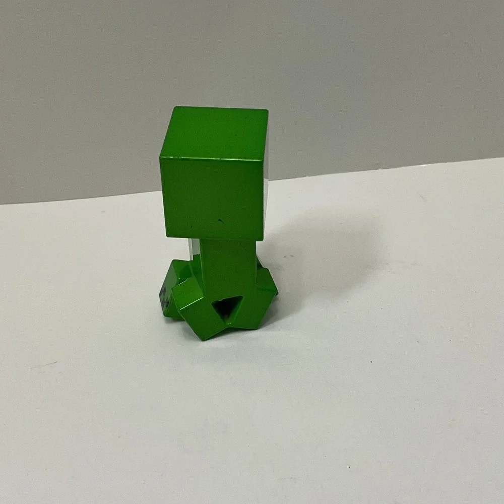 Jada Toys Minecraft Creeper Die-Cast Metal‎ Mini Figure Green No. 34340 1.75